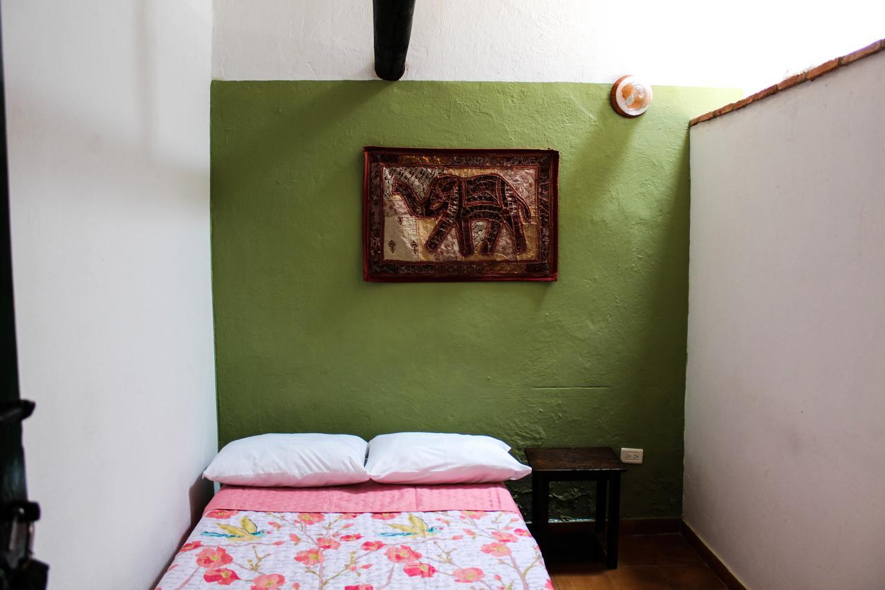 Las Golondrinas Hotel บียาเดเลย์บา ภายนอก รูปภาพ